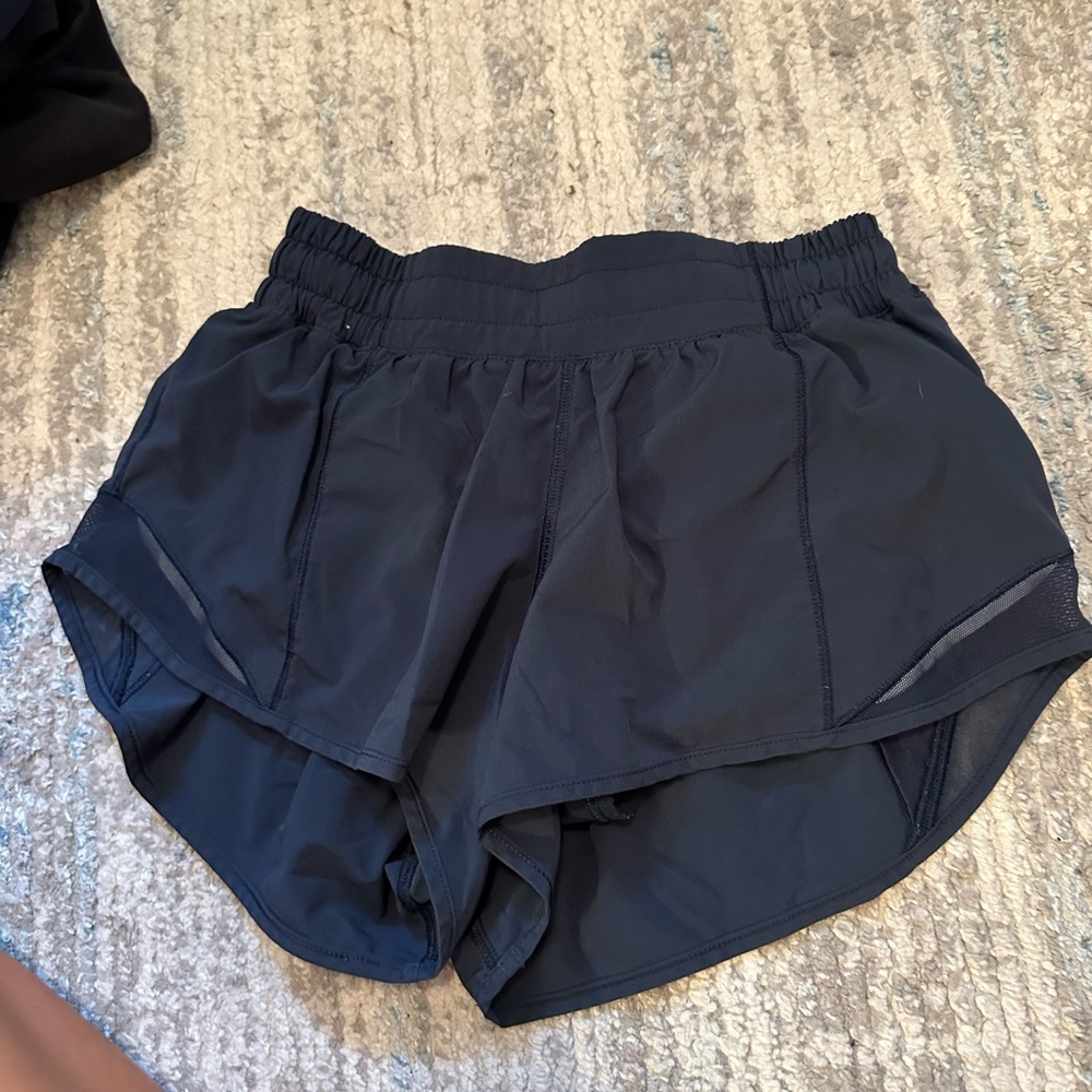 Lululemon hotty hot